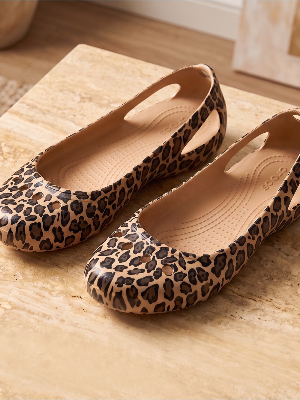 CROCS Kadee Cheetah Leopard Animal Print Ballet Flats Shoes Women’s Size 10